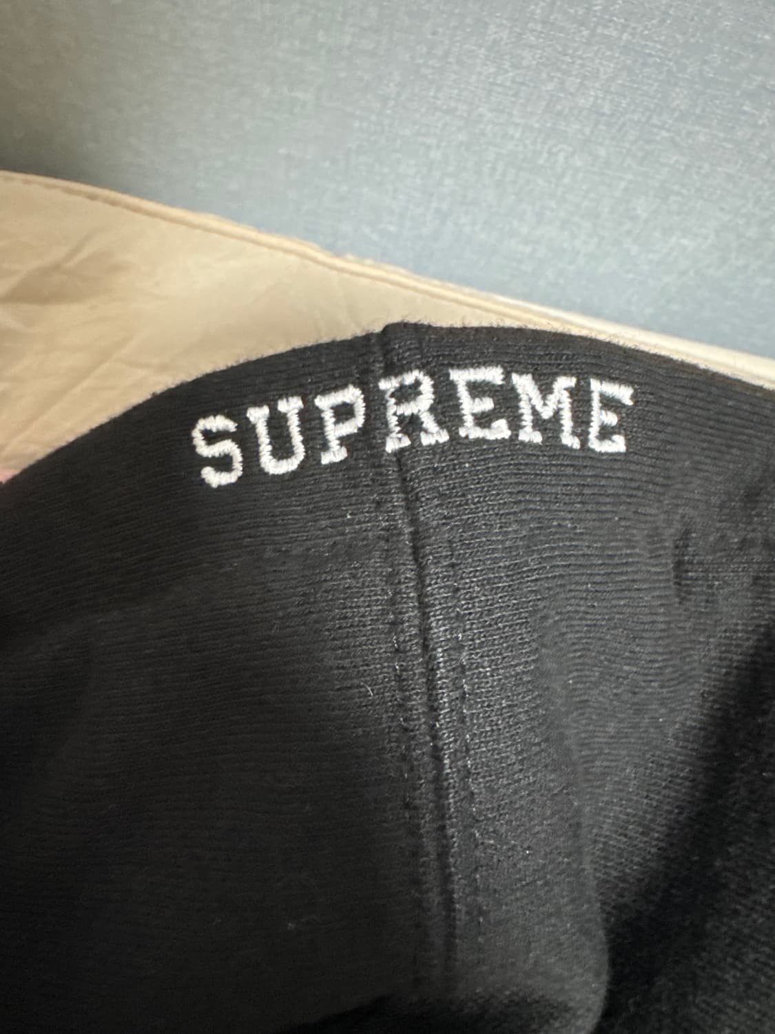 슈프림 s로고 블랙 후드집업 24fw 상품이미지5