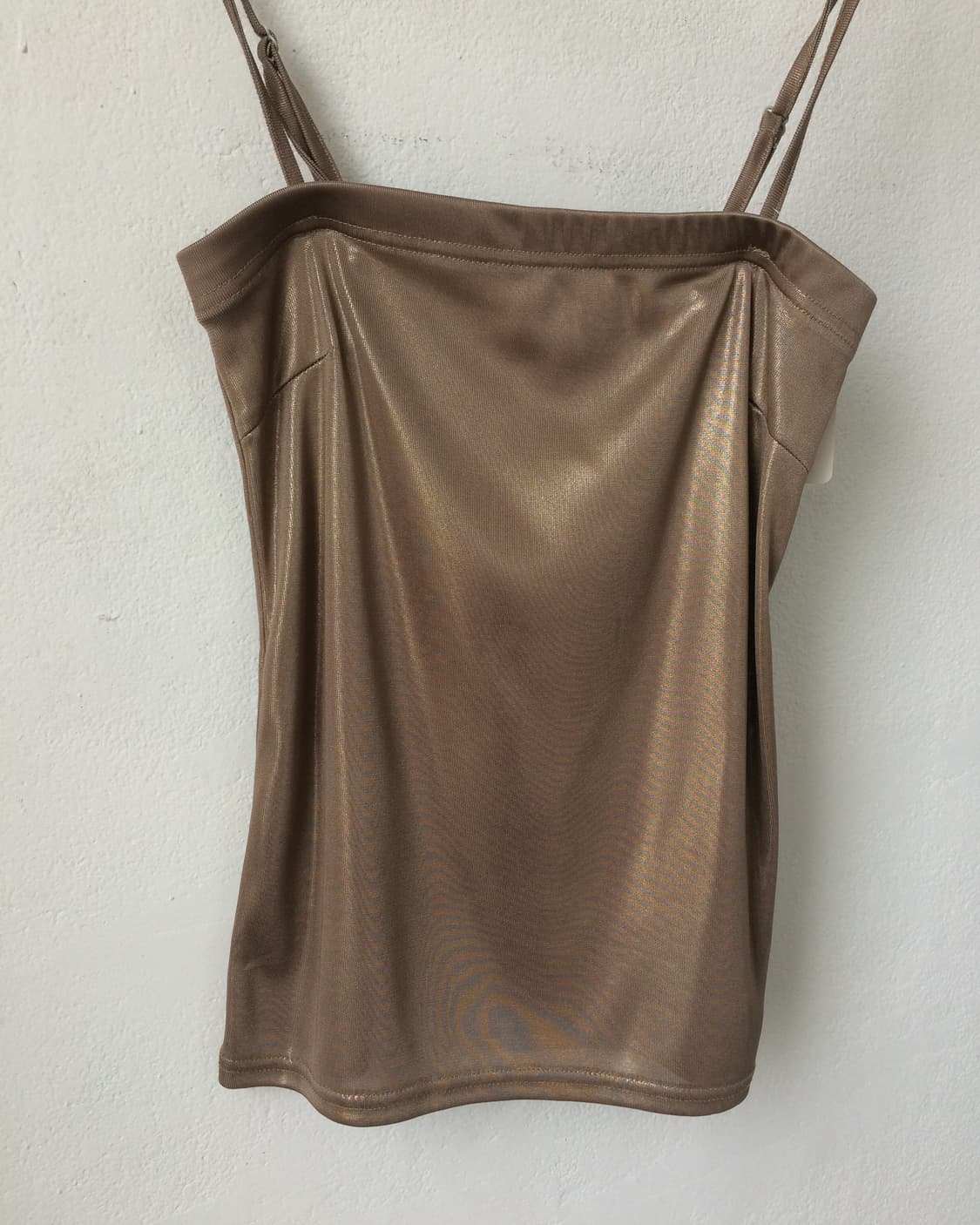 Glossy sleeveless 상품이미지3