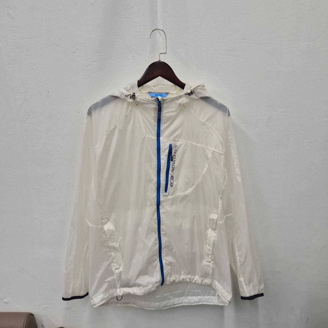 살로몬 바람막이 L 상품이미지1