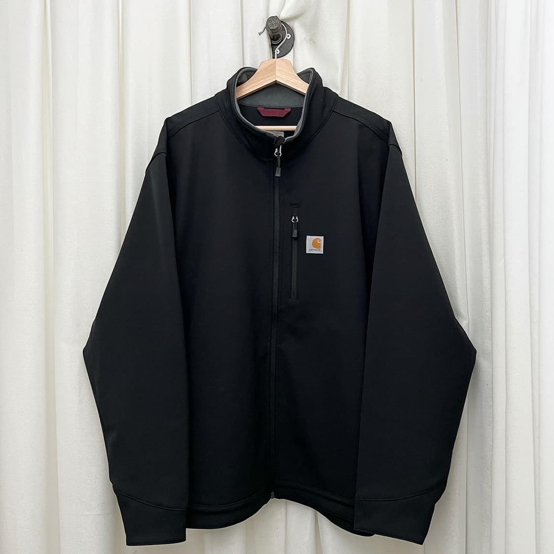 칼하트 블랙 폴리에스터 자켓 상품이미지1