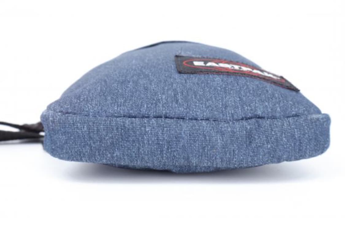 이스트팩 크로스백 상품이미지4