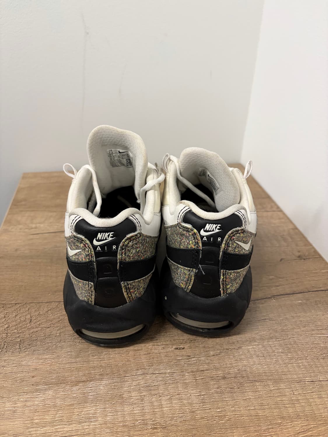 나이키 에어맥스 95 아이보리 블랙 245mm 상품이미지3