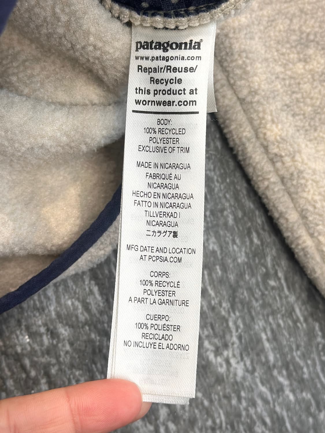 파타고니아 신칠라 오트밀/네이비 집업 자켓  상품이미지9