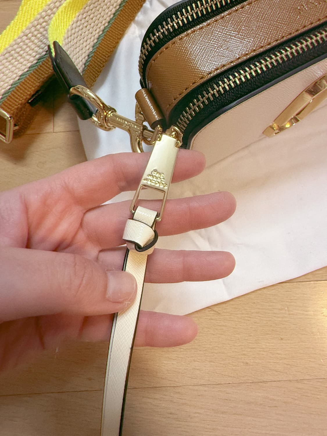 마크 제이콥스 스냅샷 크로스백 상품이미지3