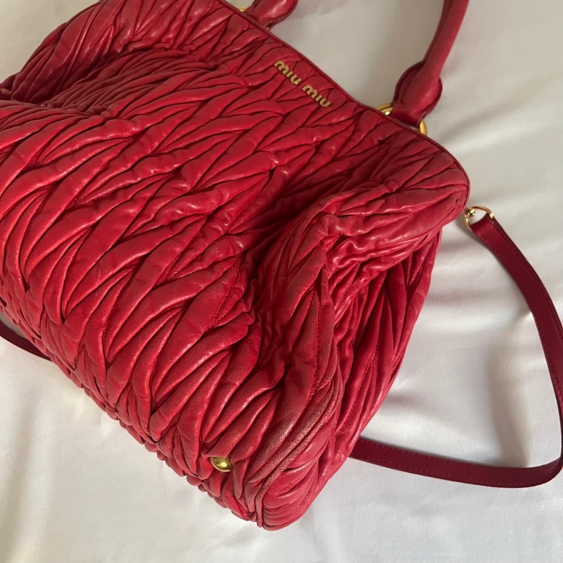 미우미우 2-way 마테라쎄 레더 백 상품이미지7