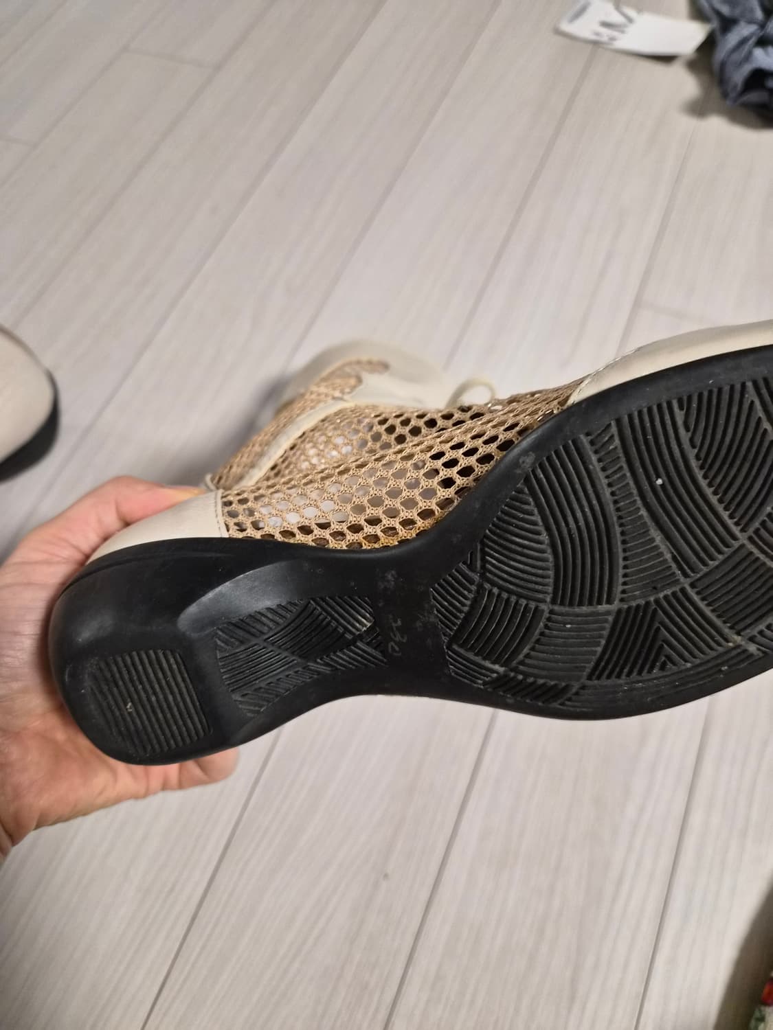 새상품 유니크한 가죽 망사 믹스 레이스업 부츠 (230 사이즈) 상품이미지6