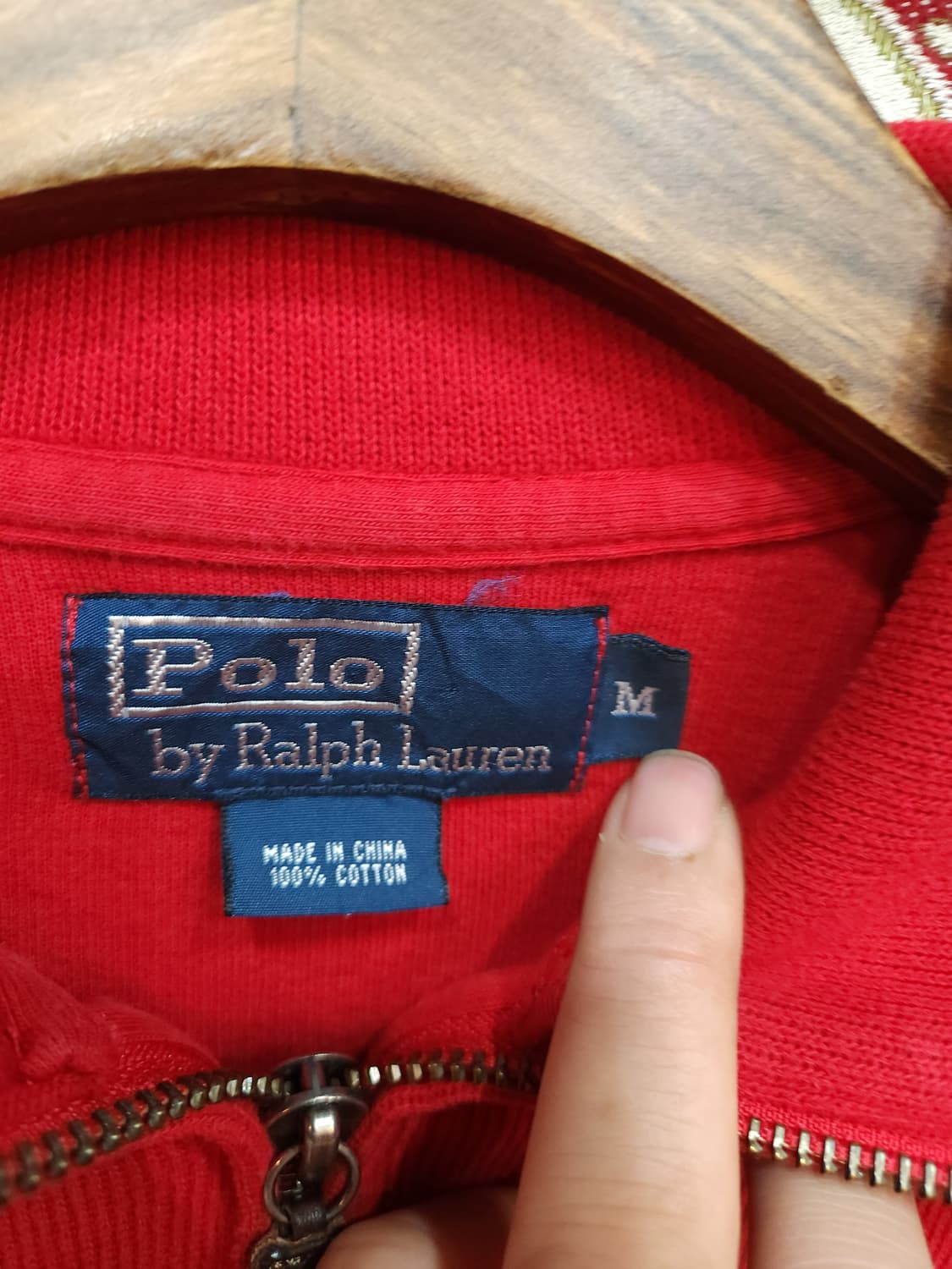 폴로 랄프로렌 레드 반집업 맨투맨

 상품이미지3