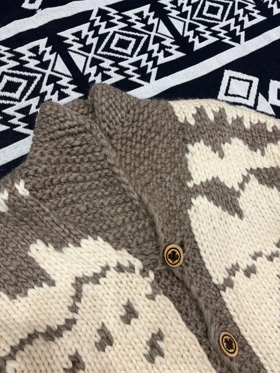 Cowichan (canadian sweater) L 북극곰 코위찬 상품이미지3