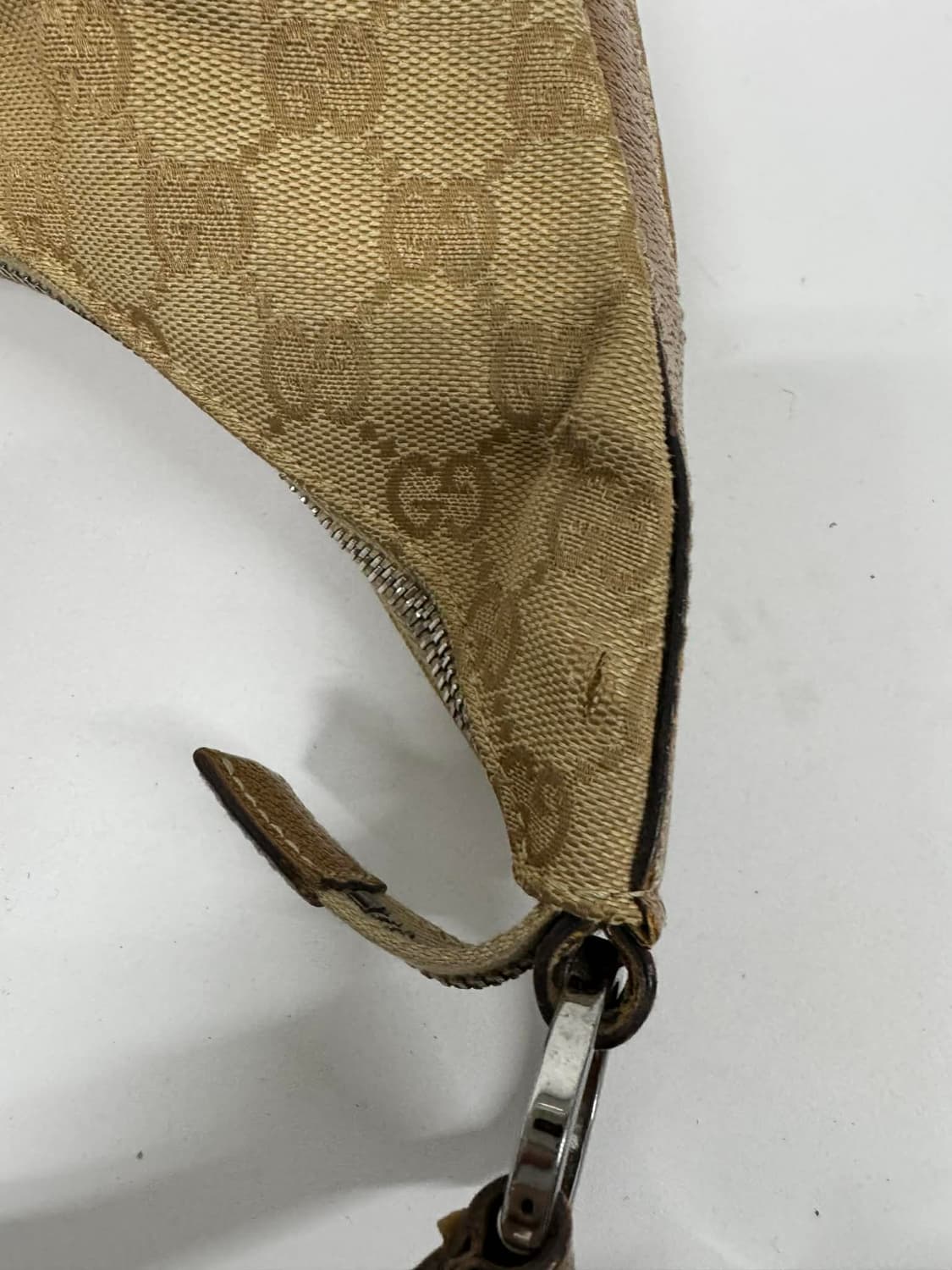 구찌 GG 캔버스 반달 호보 숄더백 토트백 상품이미지8