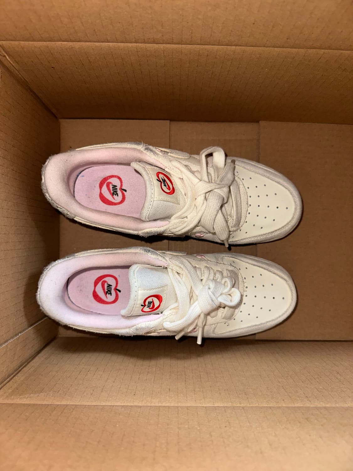 (240)나이키 에어포스 1 로우 밸런타인데이 세일 핑크 폼  상품이미지2