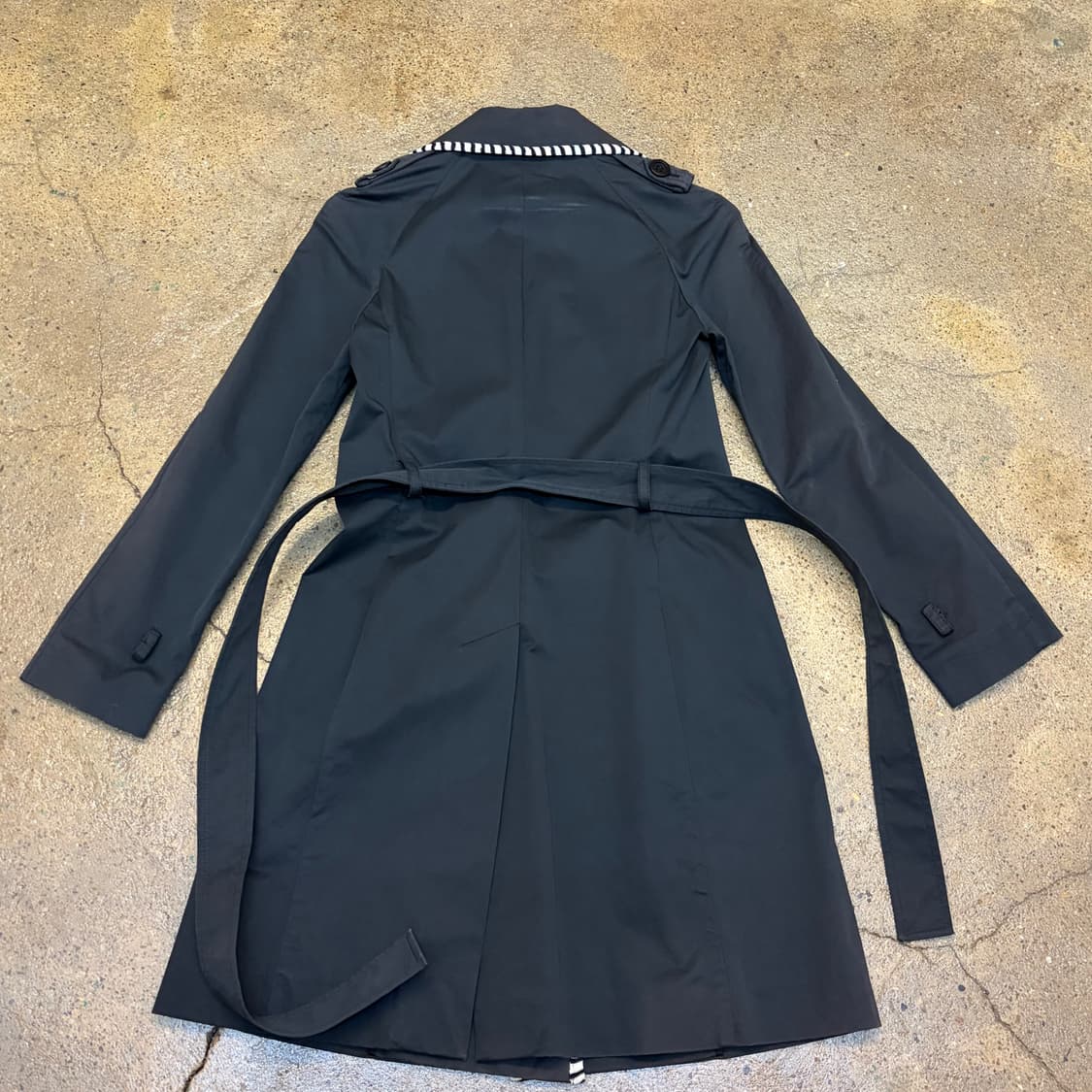 빈티지 미쏘니 하프 트렌치 코트  상품이미지7