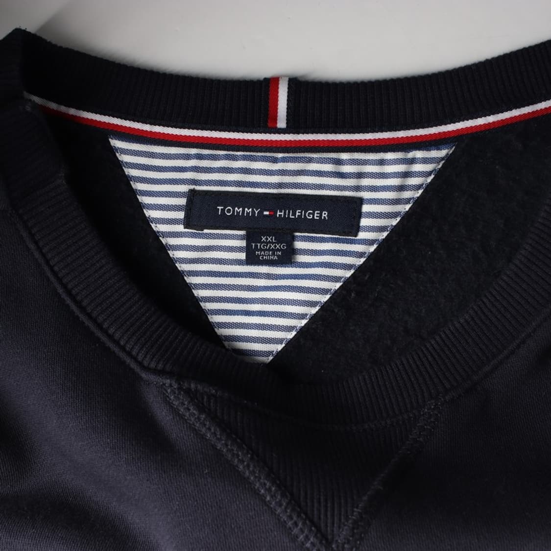 타미힐피거 네이비 빅로고 기모 맨투맨 XXL 상품이미지5
