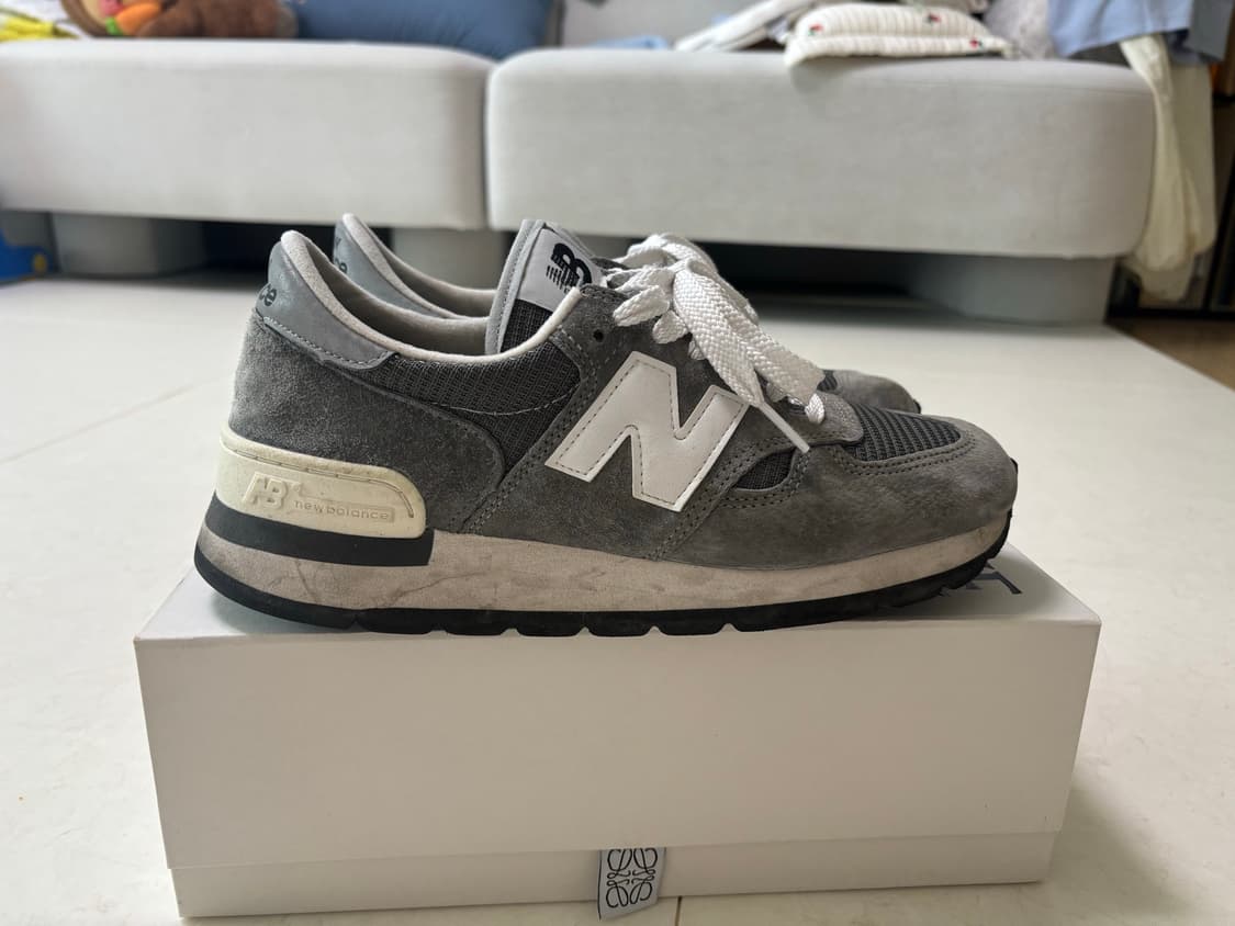 뉴발란스 990v1 255사이즈 상품이미지1