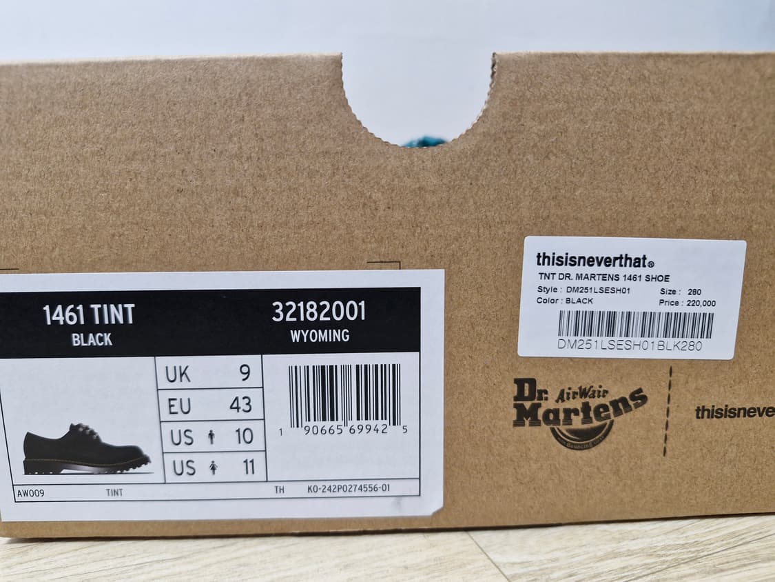 닥터마틴x디스이즈네버댓 콜라보 1461 280사이즈 판매합니다 상품이미지8