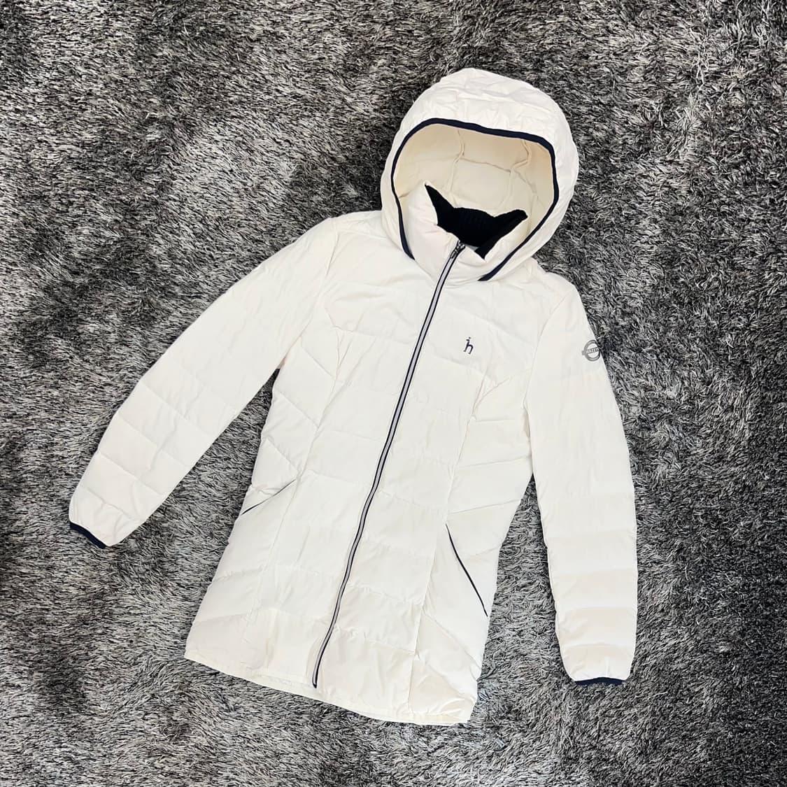 헤지스골프 여성 구스다운 스트레치 점퍼 (85) 상품이미지1