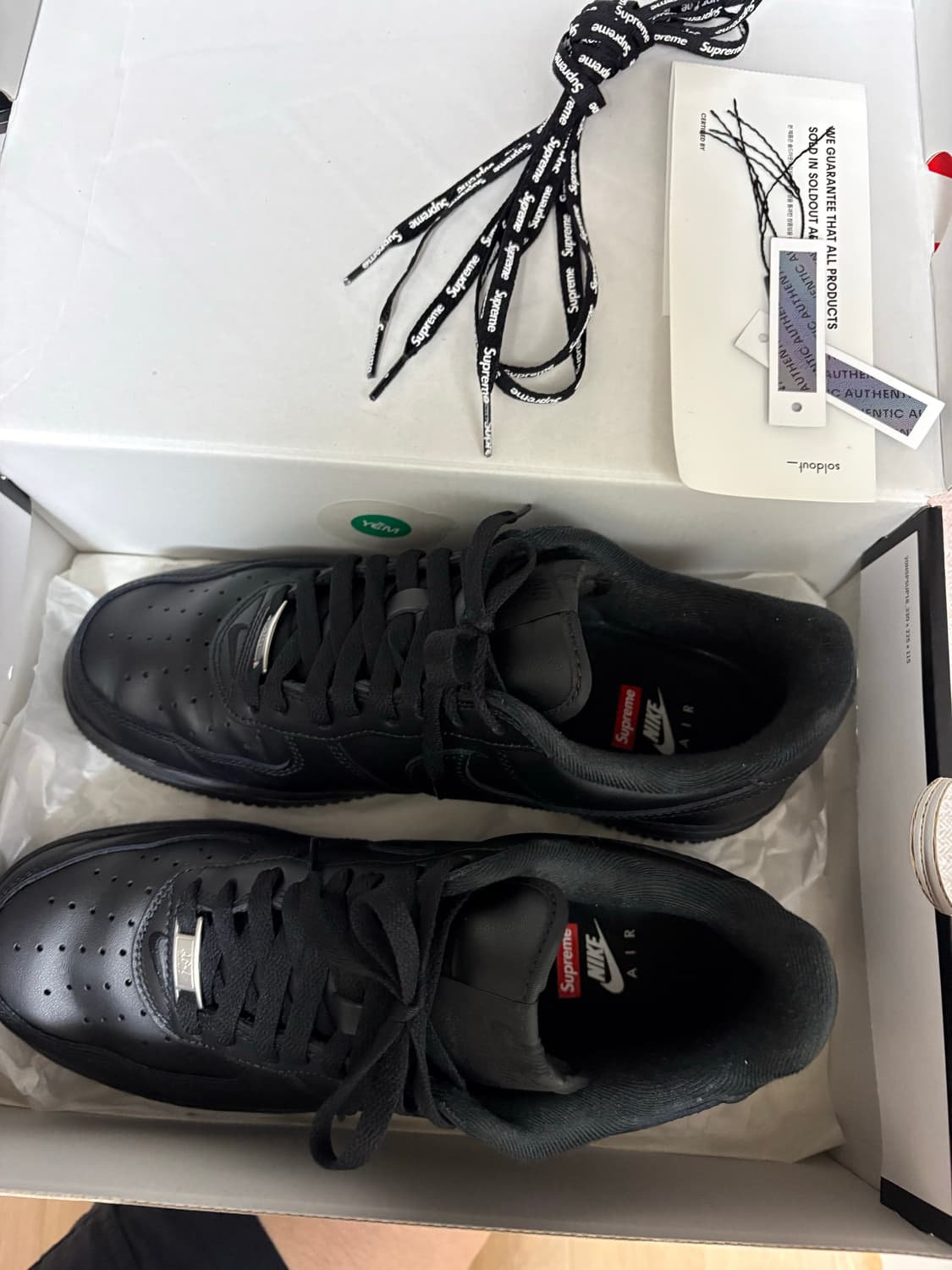 나이키 에어 포스 1 로우 슈프림 블랙 270mm 상품이미지2