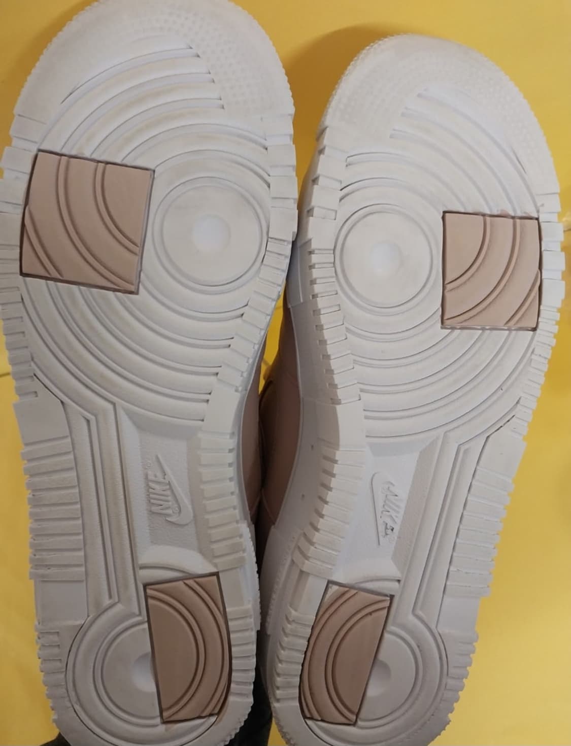 남성 나이키 에어포스1 픽셀 핑크베이지 스니커즈, 운동화 (280) 상품이미지8