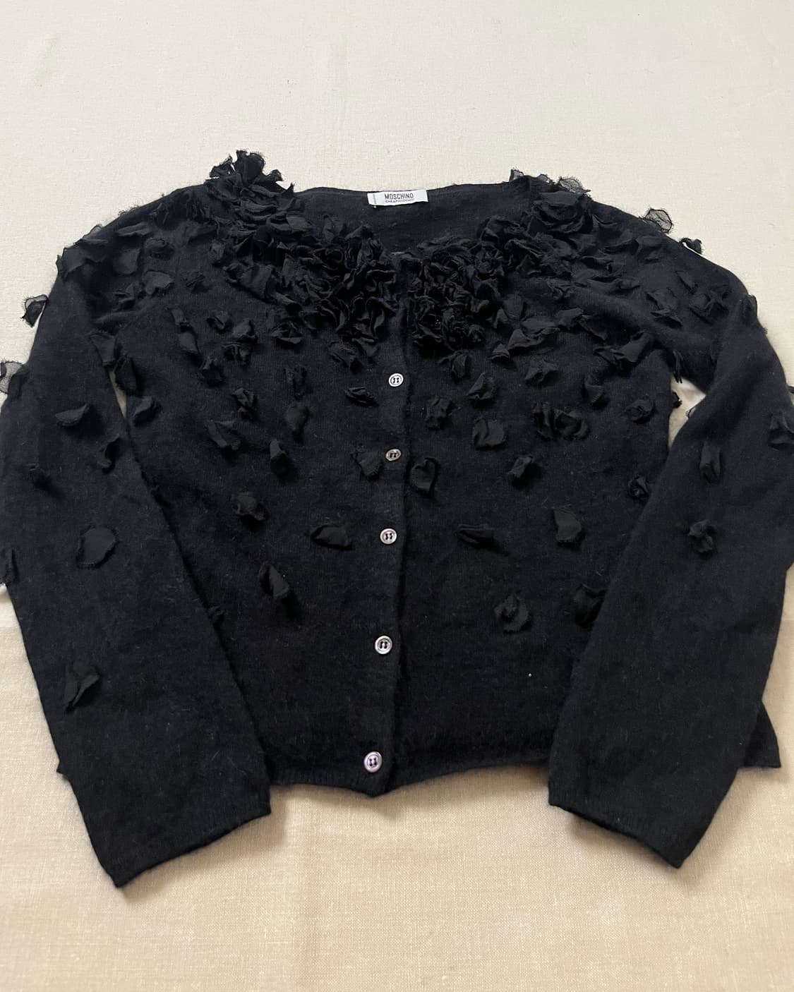 모스키노 플라워 아플리케 앙고라 가디건 moschino 상품이미지3