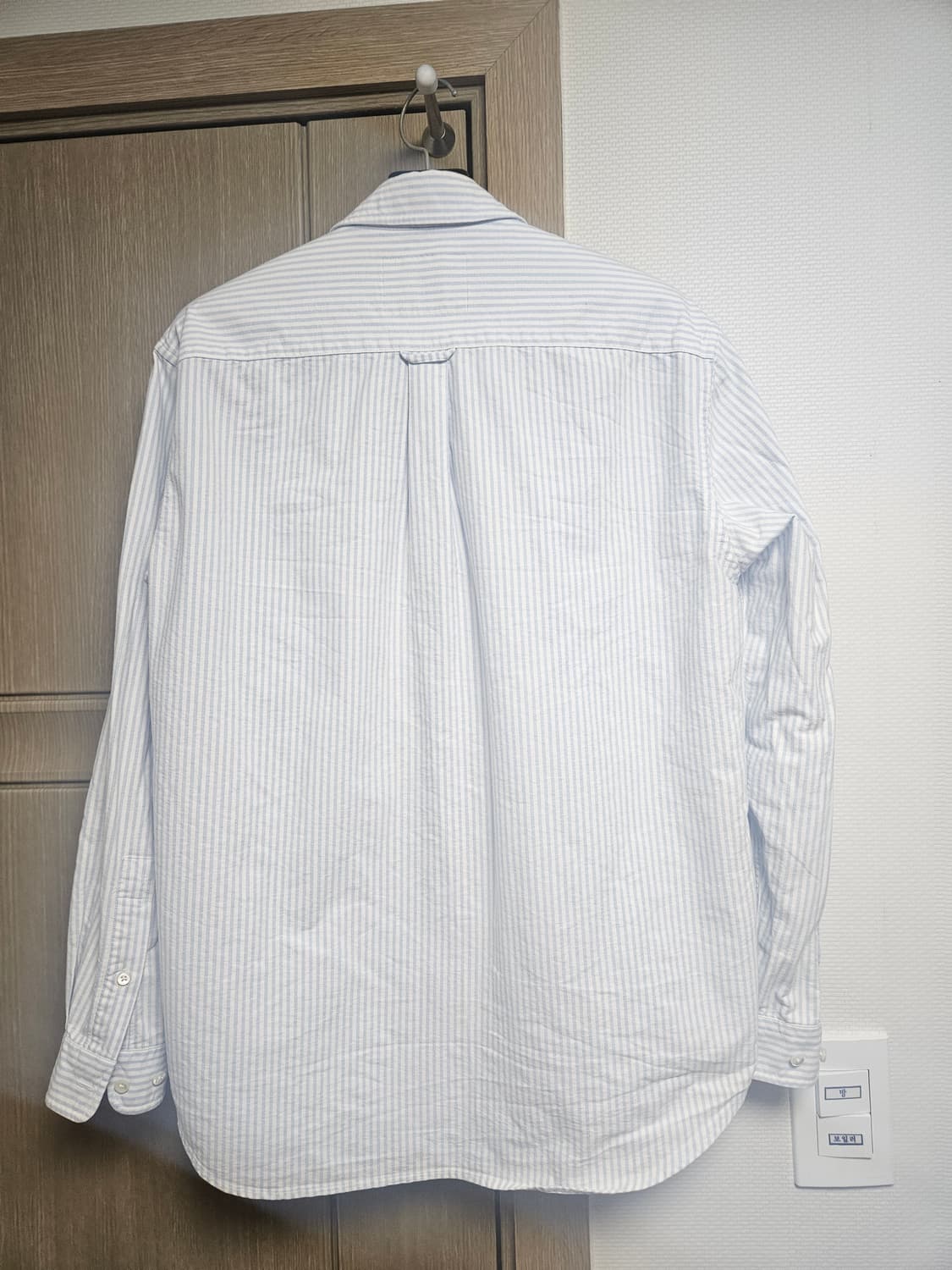 포터리 옥스포드 블루 스트라이프 버튼다운셔츠1 상품이미지2