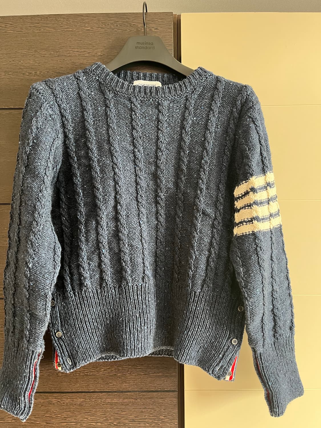 톰브라운 도니골 트위스트 케이블 니트 상품이미지1