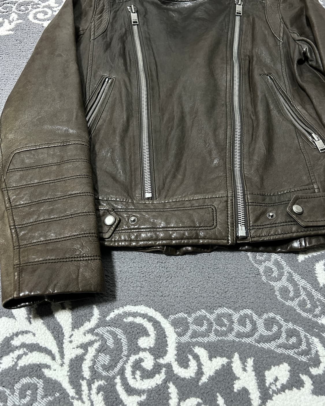 Maje 램스킨 사선 버클 하이넥 자켓 상품이미지7