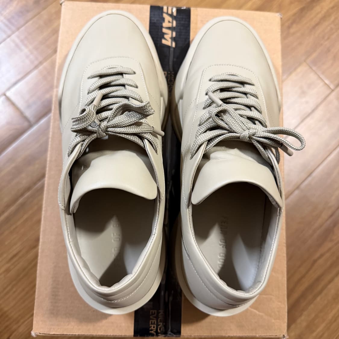 [44] 피어오브갓 8th 에어로빅 로우 타우페 상품이미지2