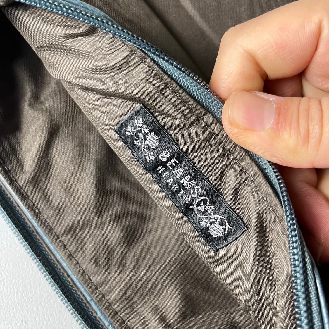 [Beams heart] 빔즈 하트 레더 크로스백 상품이미지6