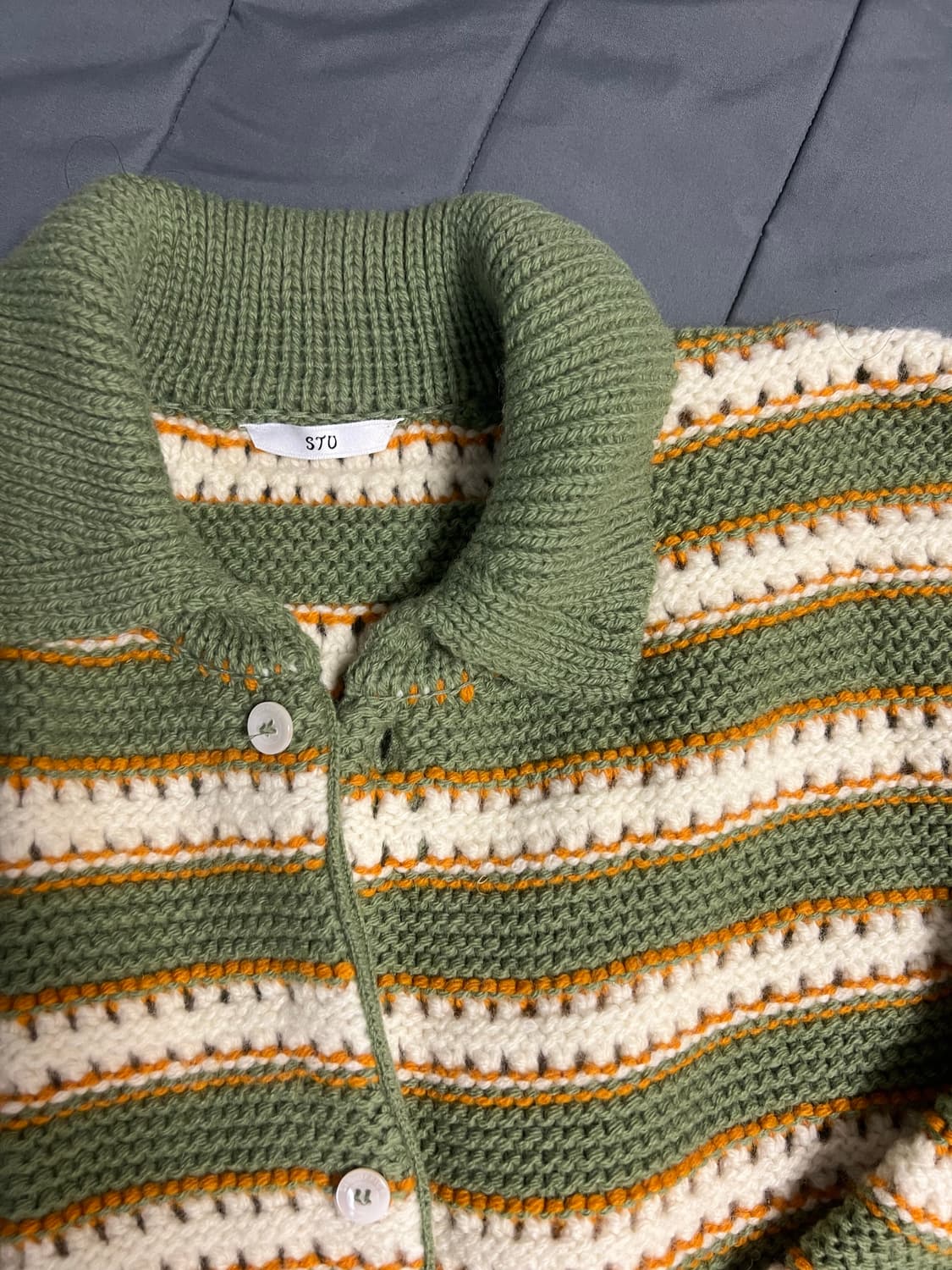 STU 24fw 카라 가디건 올리브그린 L 상품이미지4