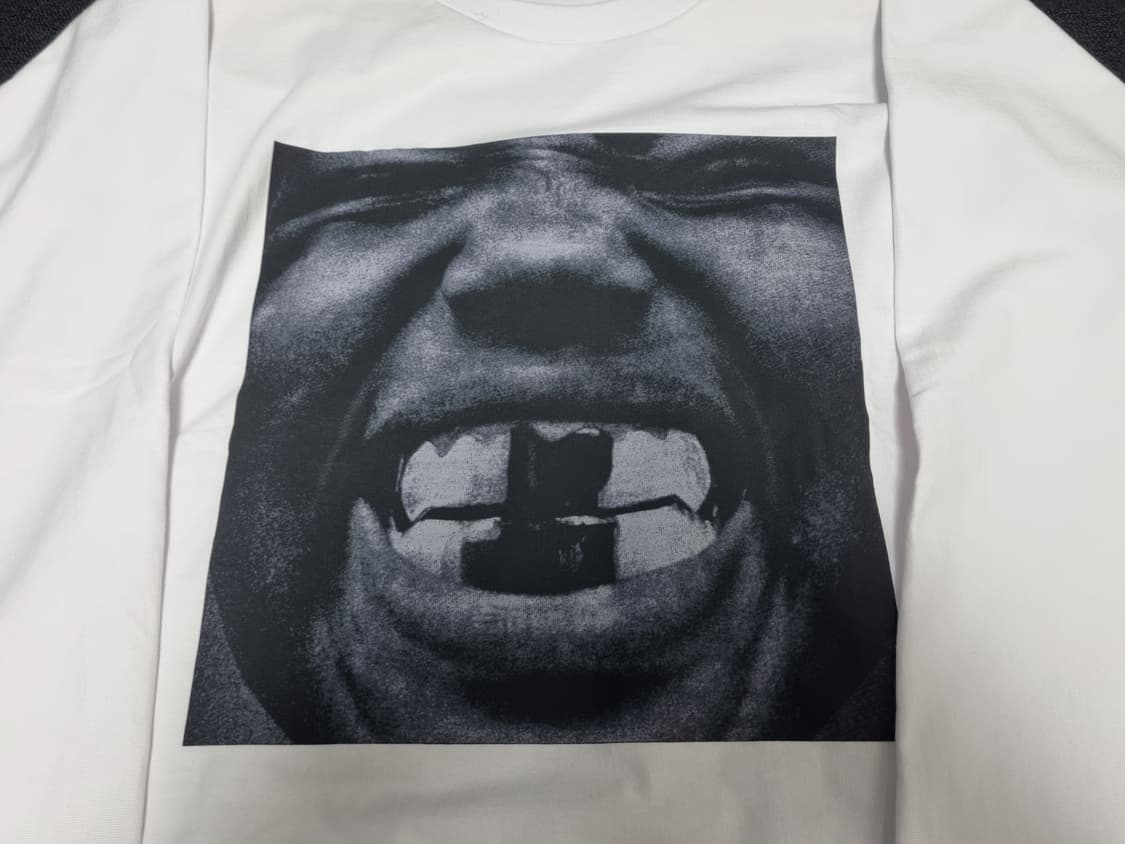 카니예웨스트 이지 yeezy 화이트 롱슬리브 상품이미지2