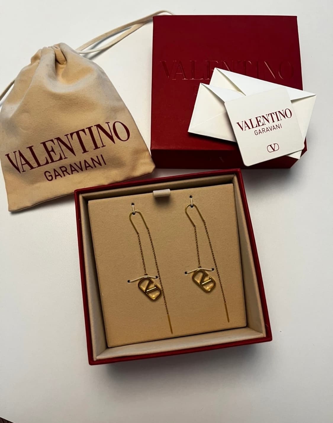 발렌티노 브이로고 시그니처 드롭 귀걸이 상품이미지2