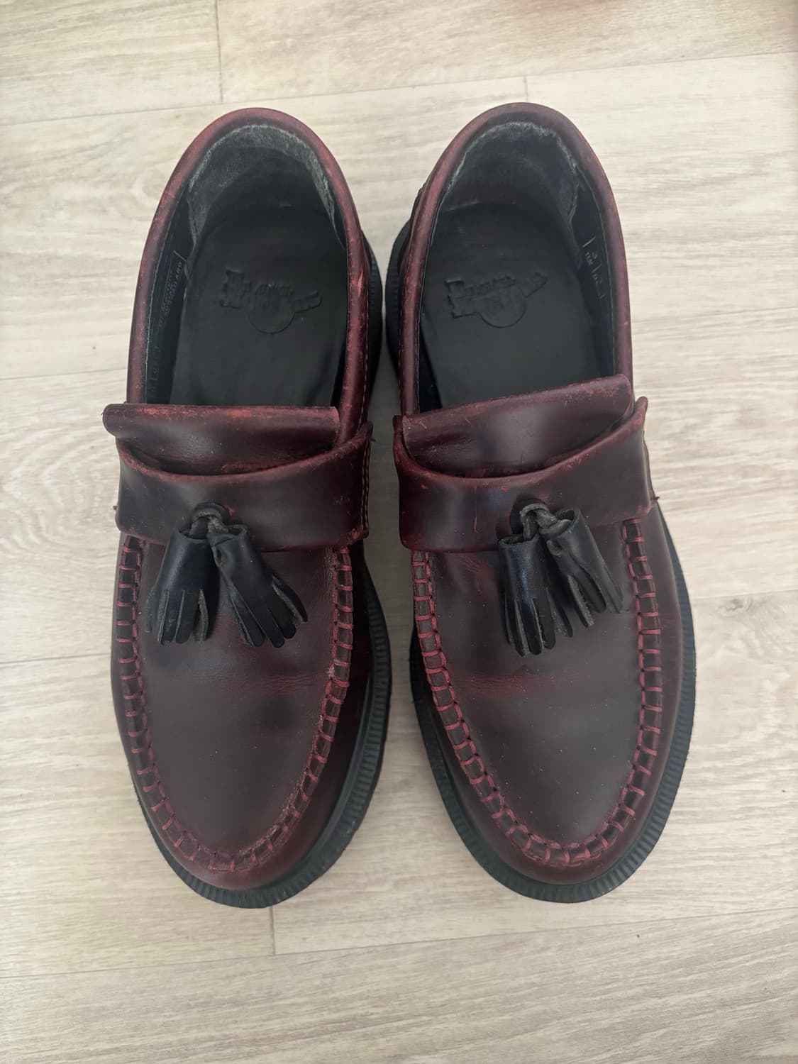 닥터마틴 아드리안 태슬 버건디 로퍼 230-235 상품이미지2