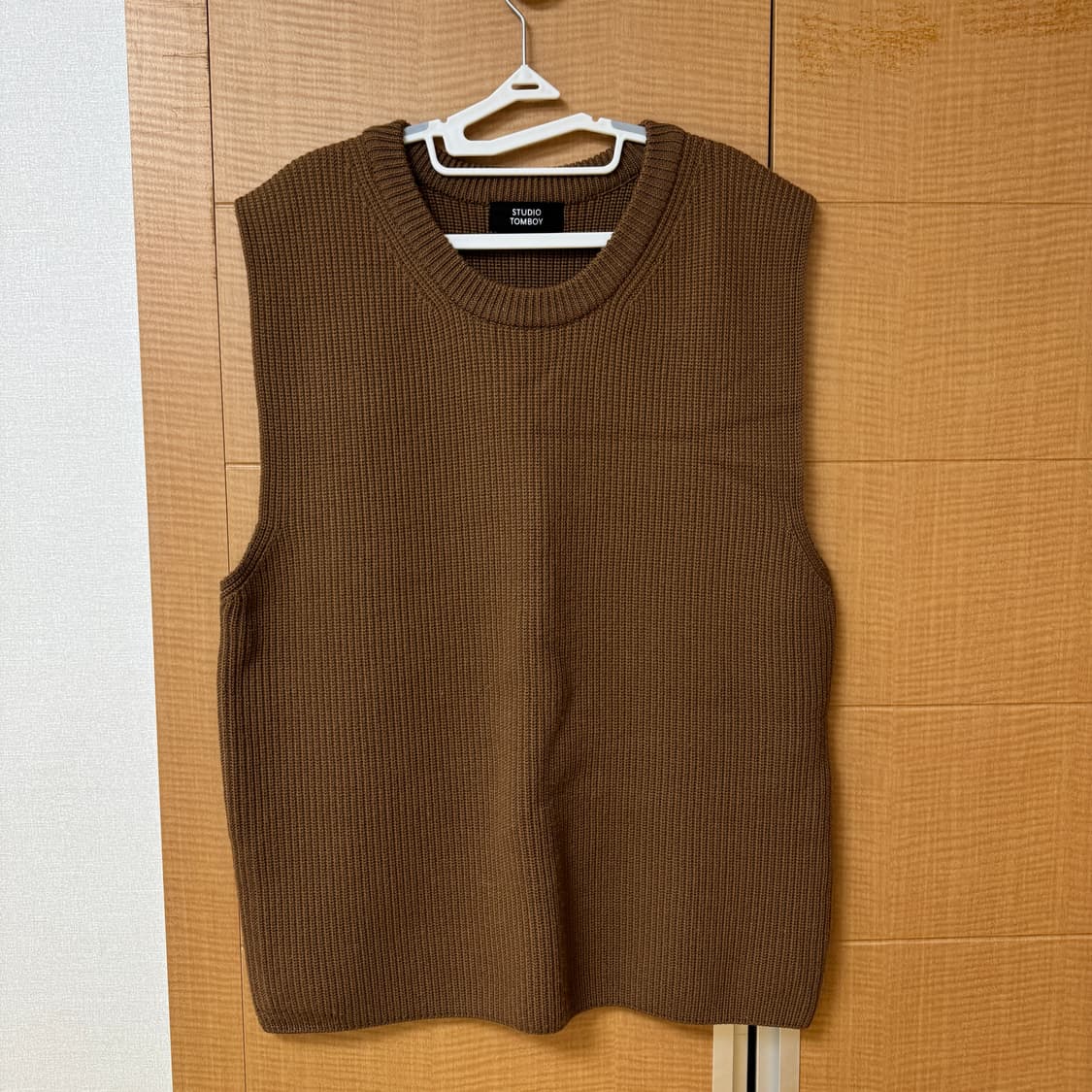 스튜디오 톰보이 울 니트 베스트 상품이미지1