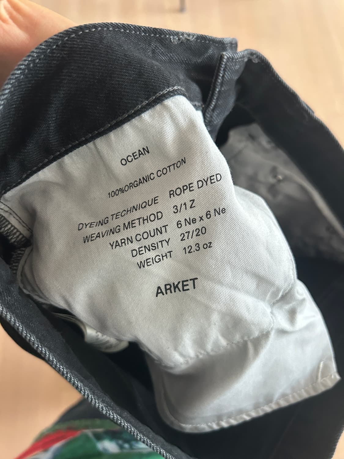arket OCEAN 루즈 스트레이트 진 31/32 블랙 상품이미지4