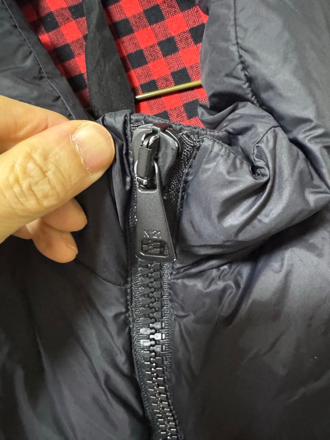 N°21 오버핏 다운 패딩(블랙) 상품이미지3