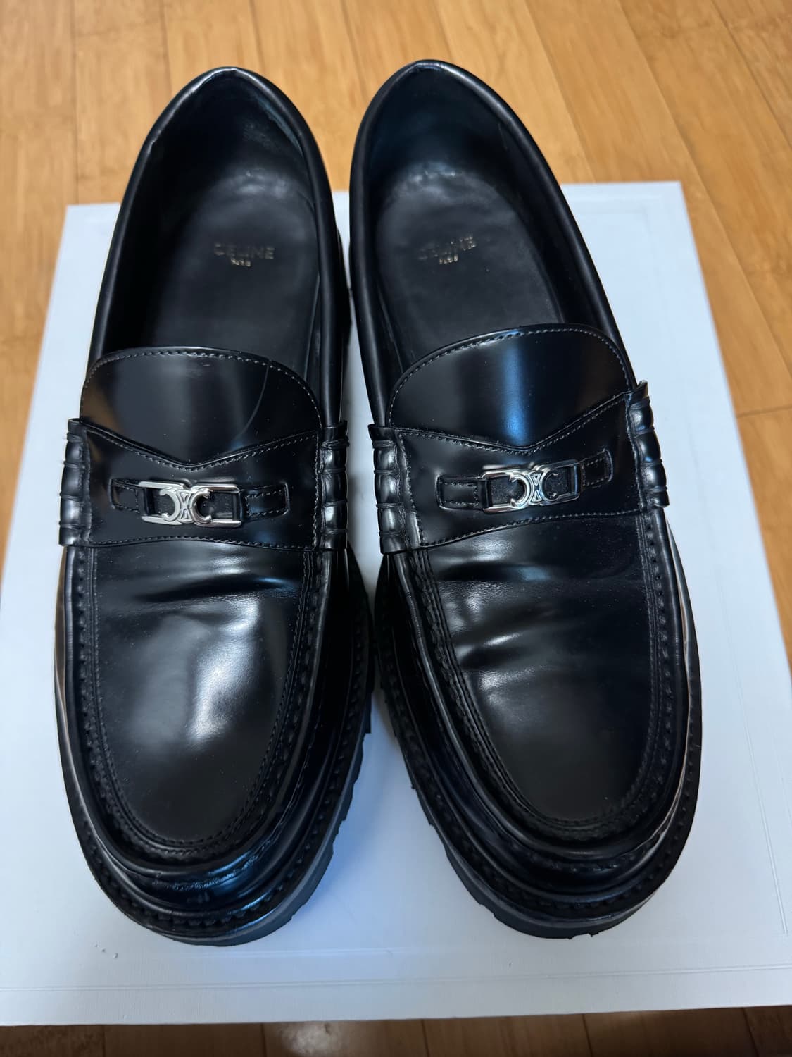 셀린느 트리옴페 로퍼 상품이미지1