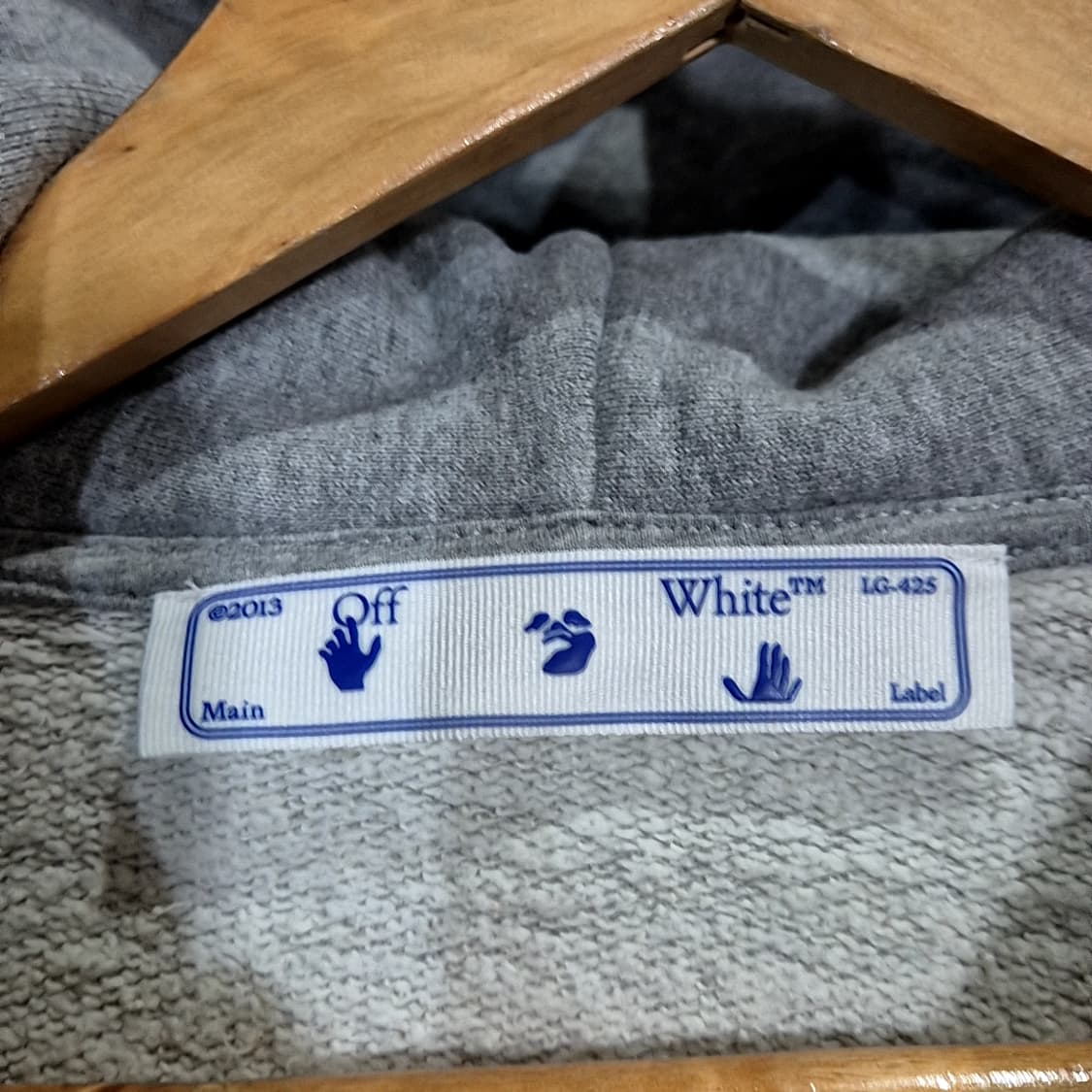 Off White 오프화이트 디그레이드 에로우 후드티 상품이미지5