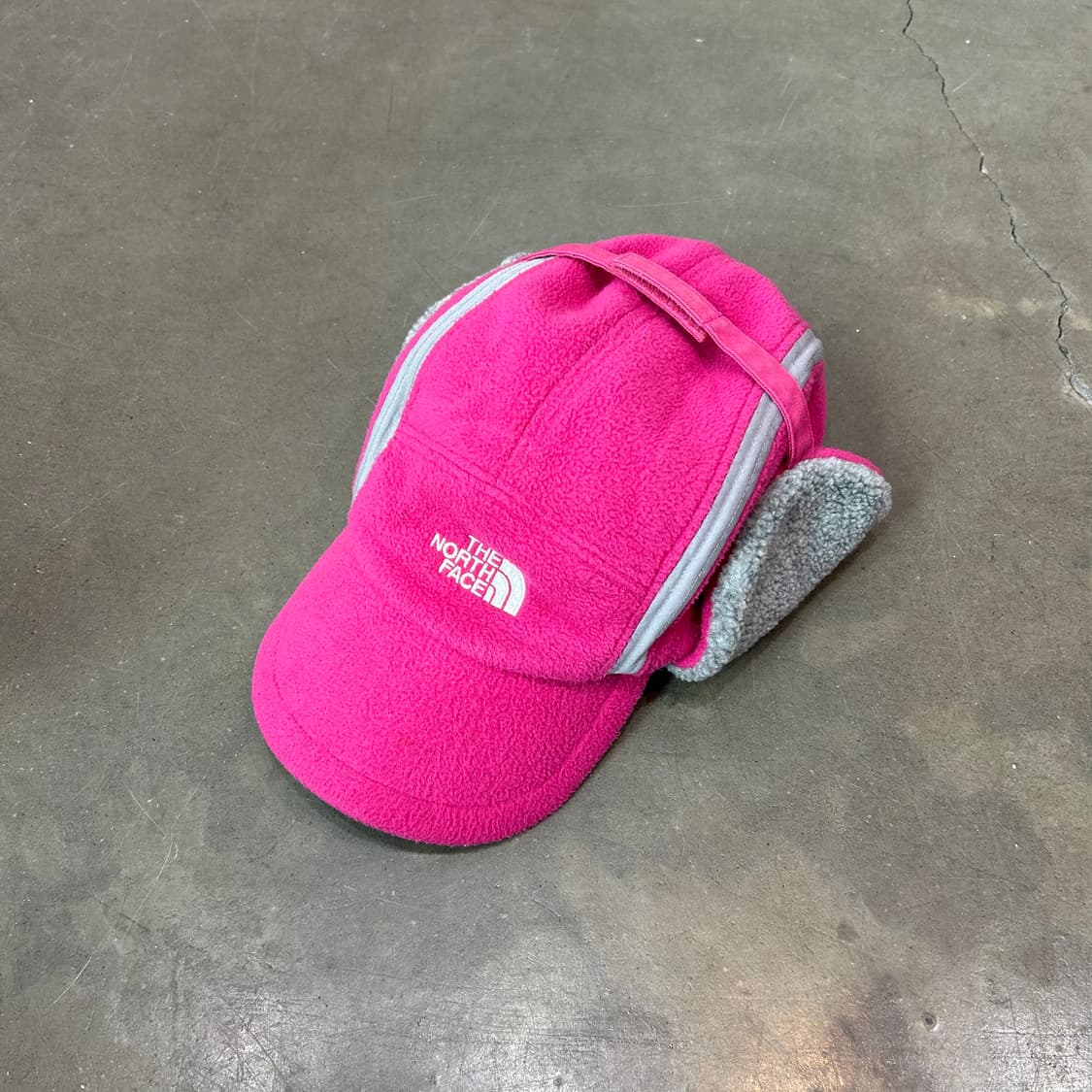 노스페이스 핑크 플리스 이어플랩 캡 상품이미지1