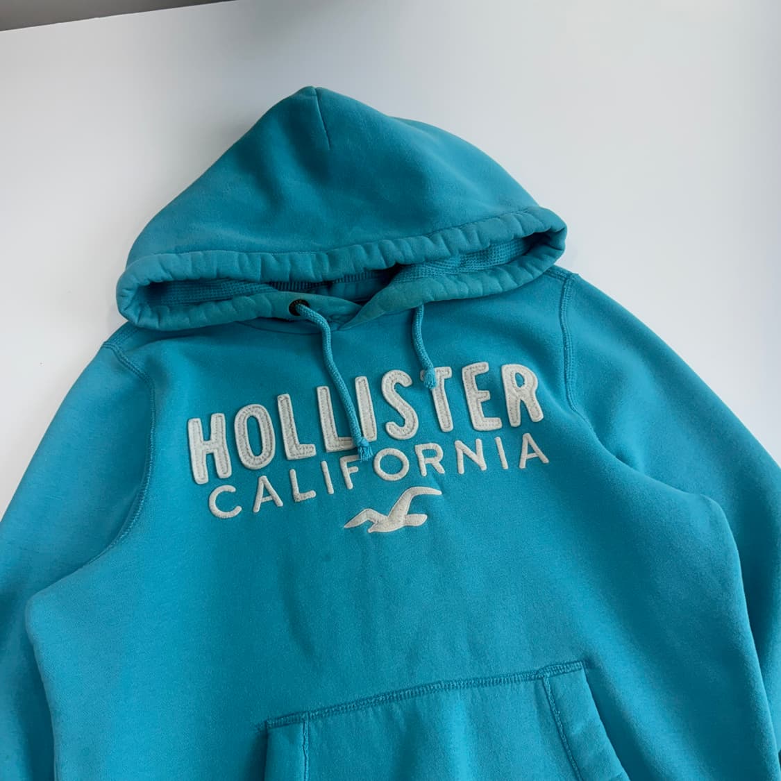Hollister 홀리스터 스펠아웃로고 블루 후드티 상품이미지4