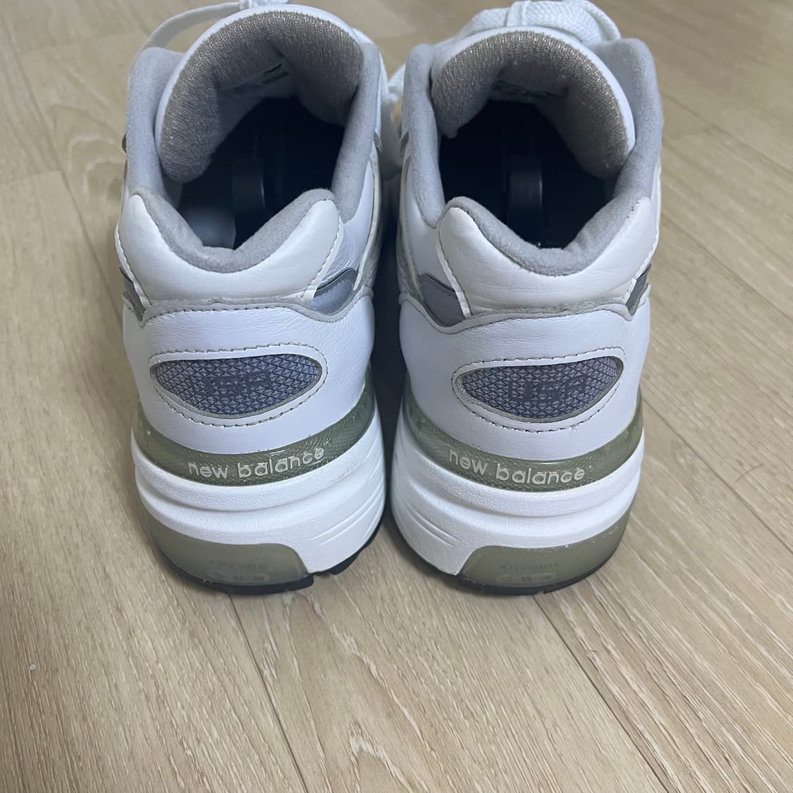 뉴발란스 992 화이트 상품이미지3