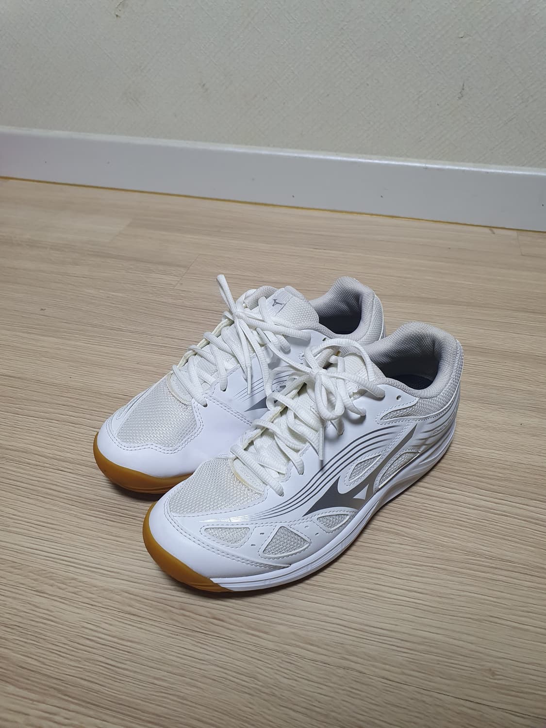 미즈노 사이클론 스피드3 화이트 인도어화 250 상품이미지4