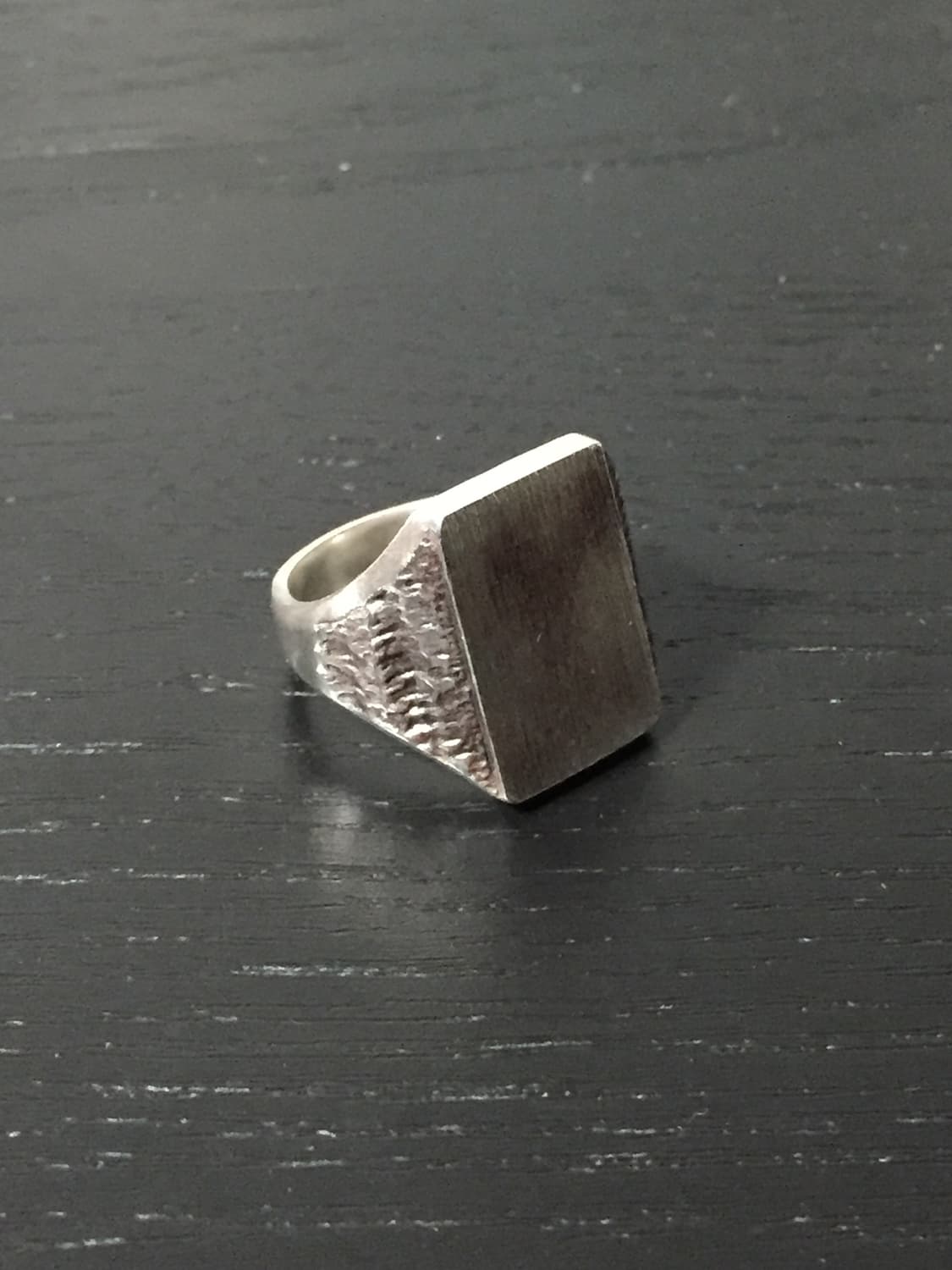 바호스튜디오 Square texture seal ring 반지 12호 상품이미지5