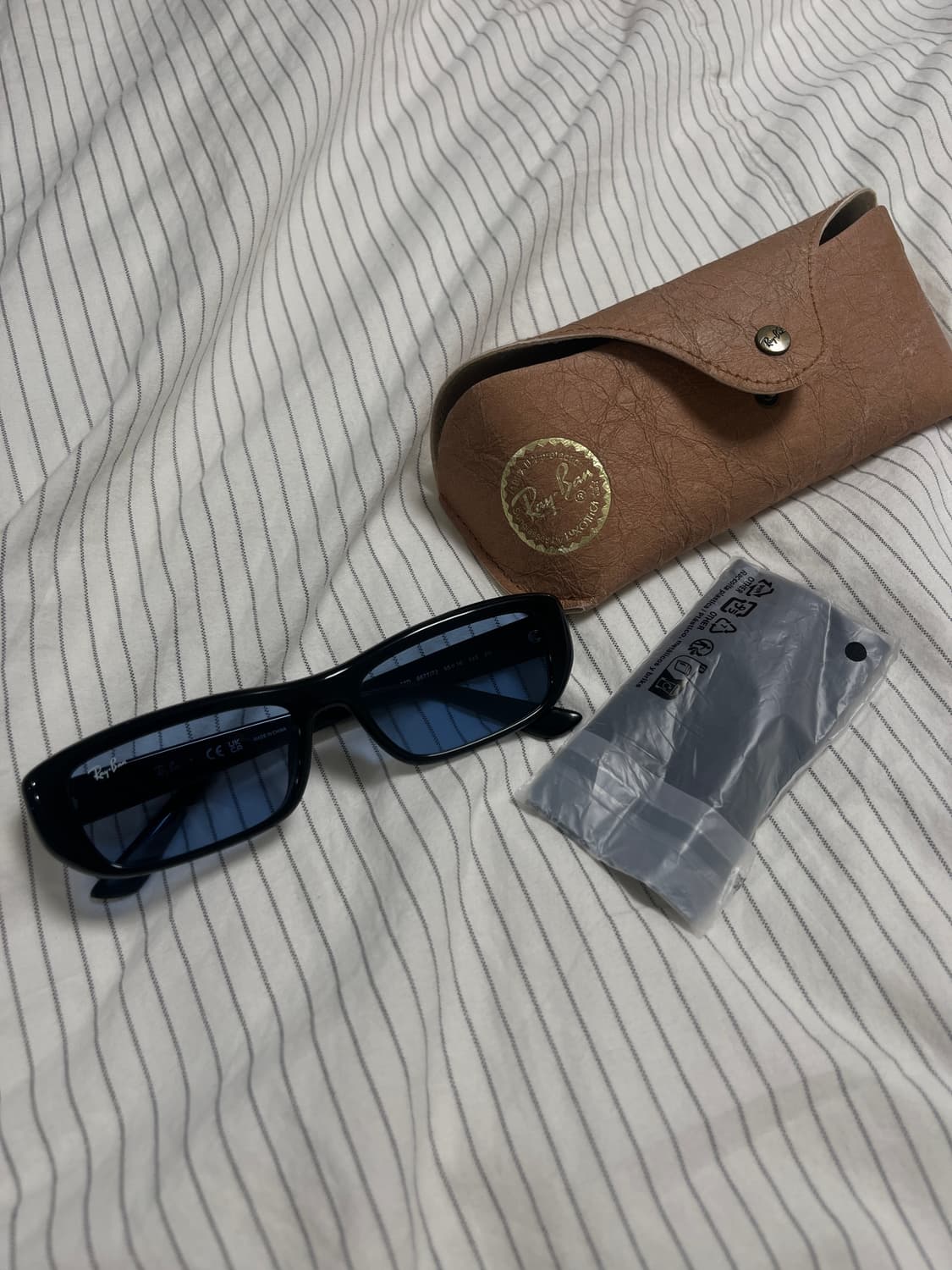 레이벤 RB4436D 상품이미지2