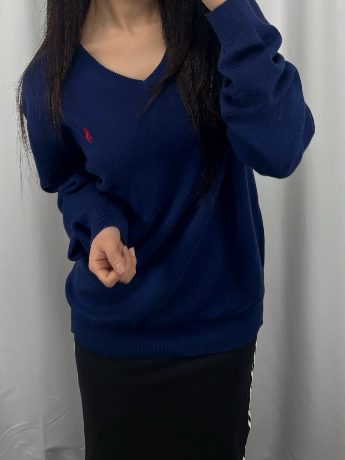폴로 블루 피마코튼 브이넥 니트 상품이미지3
