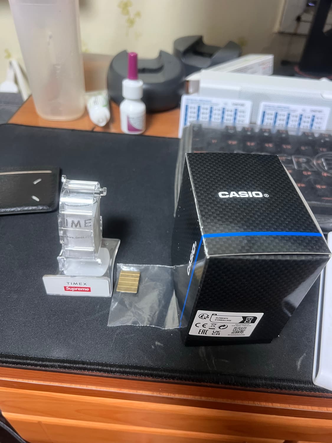 슈프림 x 타이맥스 콜라보 디지털 시계 골드 택포 상품이미지5