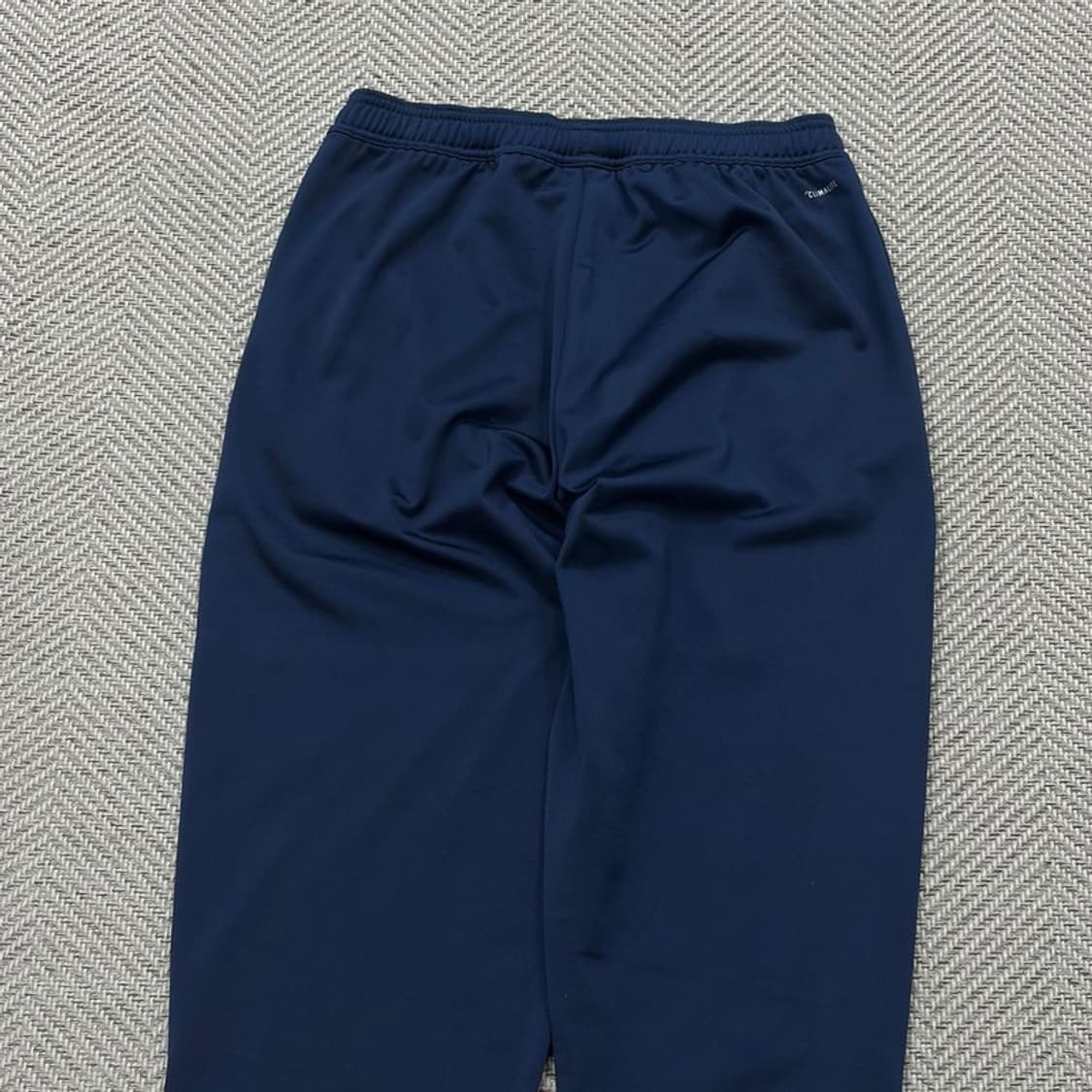 아디다스 베이직 로고 트랙팬츠 v2453 상품이미지4