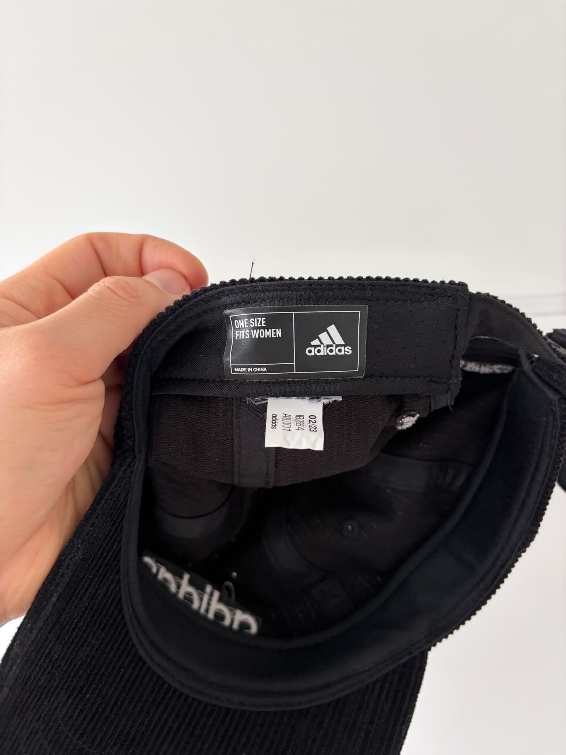 아디다스 코듀로이 볼캡 블랙 상품이미지2