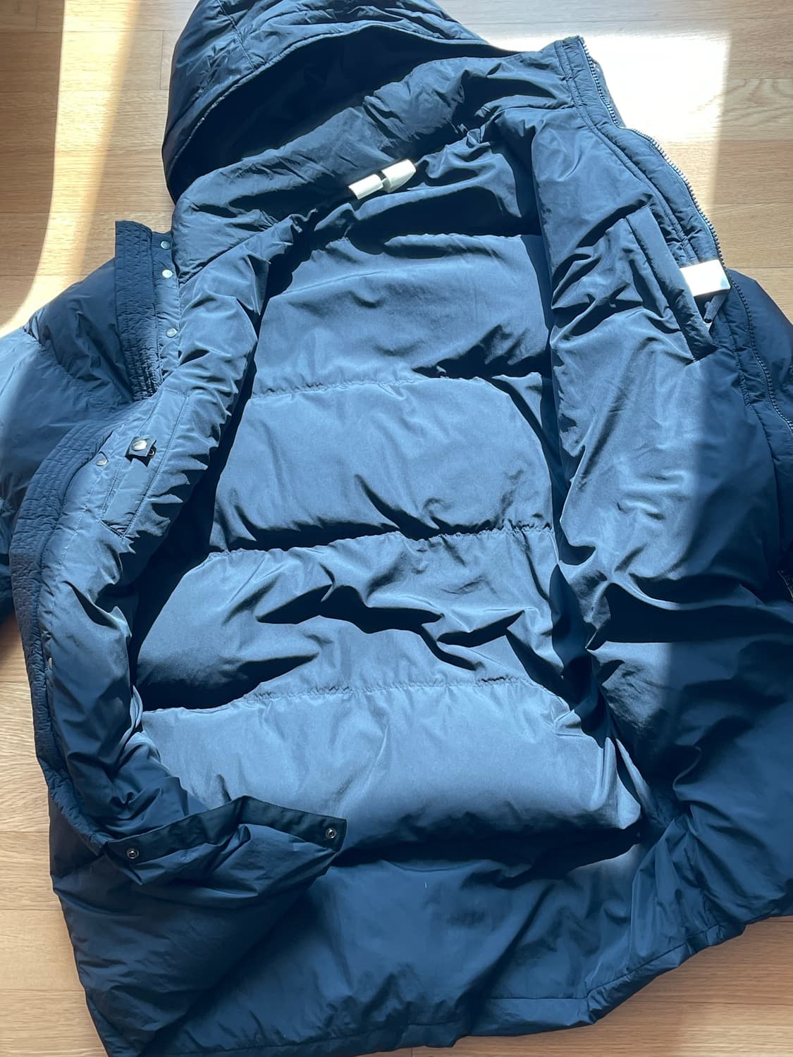 아르켓 블랙 다운 롱 패딩 상품이미지10