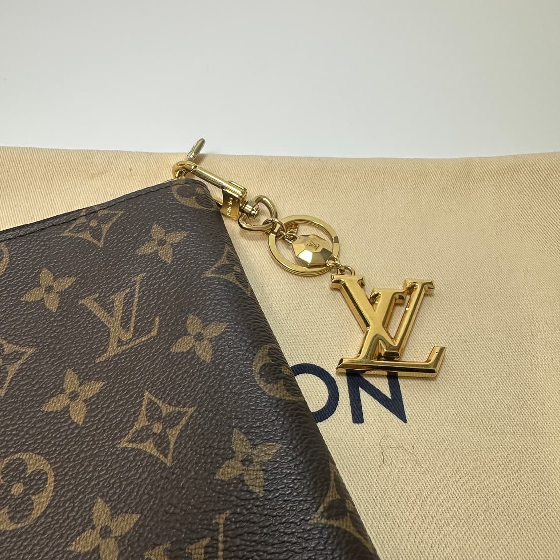 [S+] 루이비통 에튀 보야주 mm, 파셋 키 홀더 상품이미지10