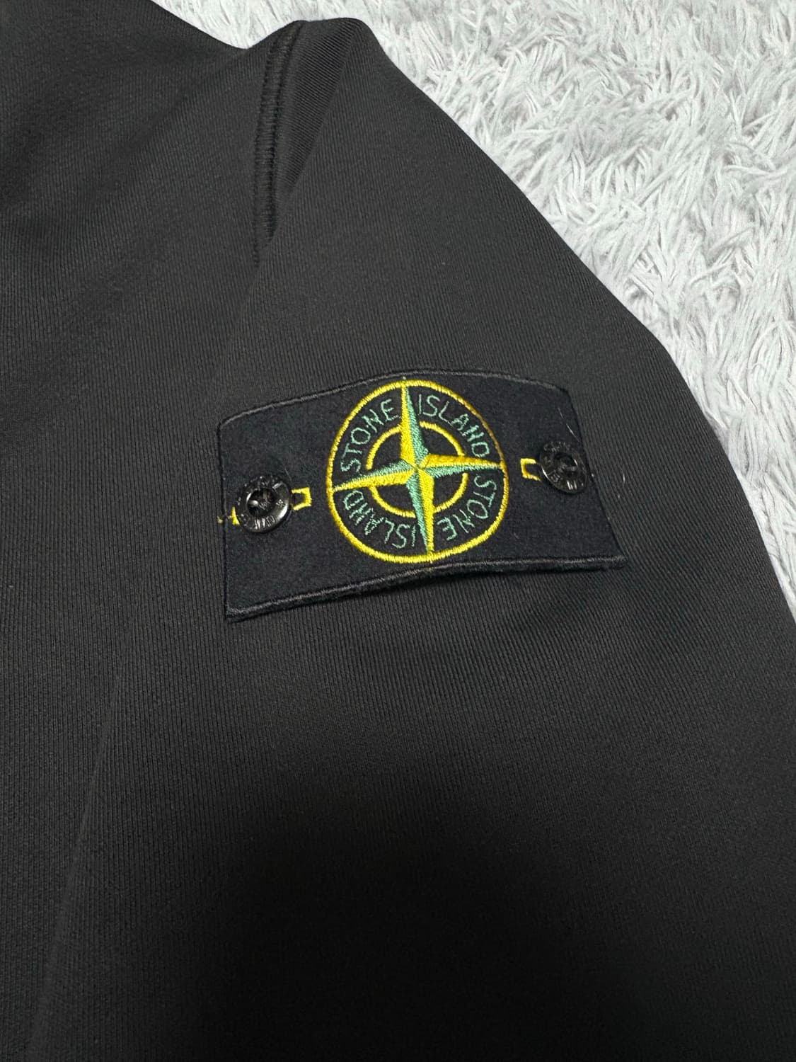 스톤아일랜드 후드집업 상품이미지2