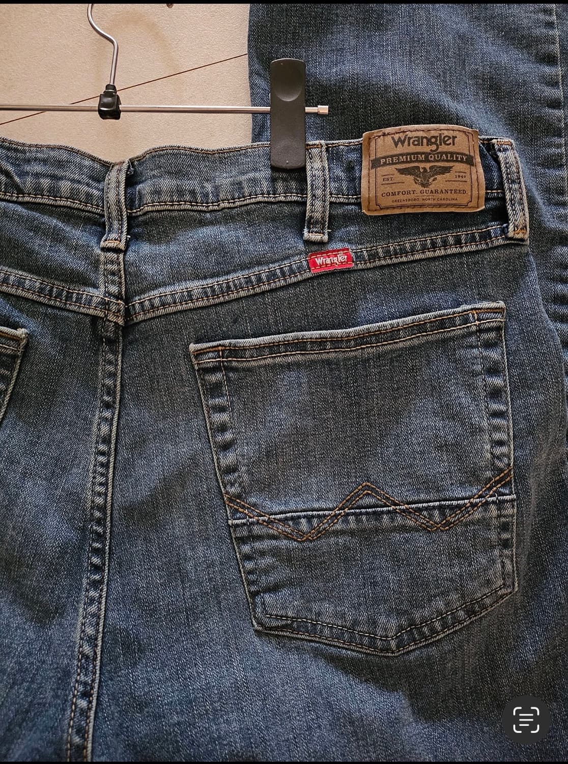 랭글러 부츠컷 데님 착샷있어요~ 상품이미지5